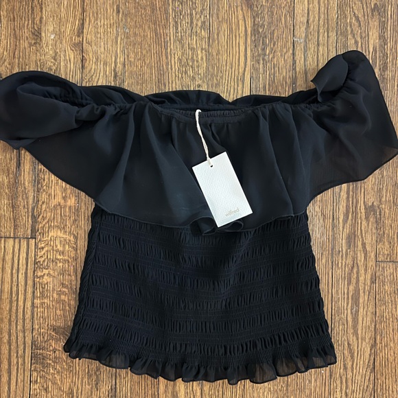 Aritzia Tops - Aritzia Black Smocked Ruffle Waist Top